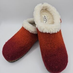 NWT Earth Origins Red and Orange Mules